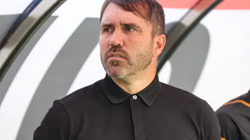 MG - BELO HORIZONTE - 05/11/2023 - BRASILEIRO A 2023, CRUZEIRO X INTERNACIONAL - Eduardo Coudet tecnico do Internacional durante partida contra o Cruzeiro no estadio Mineirao pelo campeonato Brasileiro A 2023. Foto: Gilson Lobo/AGIF