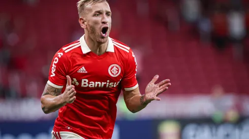 Pedro Henrique não jogará no Vasco. Foto: Maxi Franzoi/AGIF