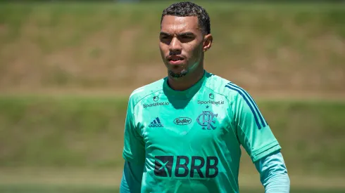 Foto: Alexandre Vidal / Flamengo – Matheus França é apresentado no Corinthians.
