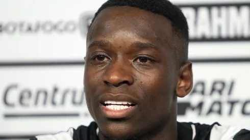 Tiago Nunes abre o jogo sobre Luiz Henrique. Foto: Vítor Silva/Botafogo