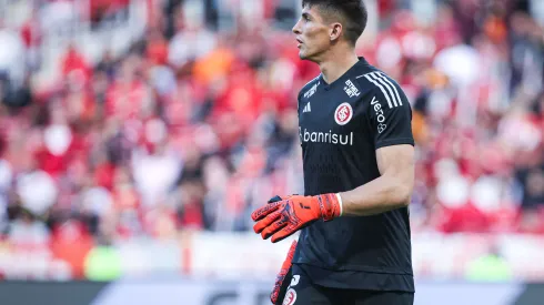 Sergio Rochet jogador do Internacional durante partida contra o Cuiaba no estadio Beira-Rio pelo campeonato Brasileiro A 2023. Foto: Maxi Franzoi/AGIF