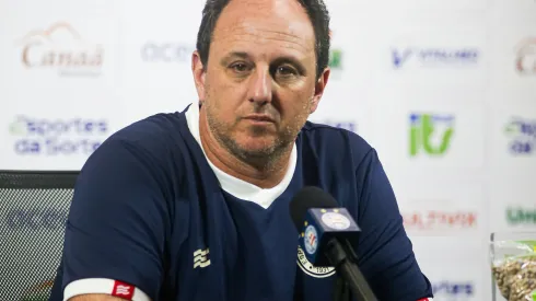 Rogério Ceni destacou a necessidade de revisar o planejamento. Foto: Tiago Caldas /EC Bahia