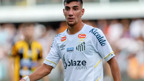 Justiça define destino de Pedrinho, atacante do Santos, diante grave acusação. Reinaldo Campos/AGIF