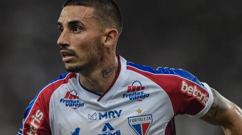 Thiago Galhardo jogador do Fortaleza durante partida contra o Fluminense no estadio Maracana pelo campeonato Copa do Brasil 2022. Foto: Thiago Ribeiro/AGIF