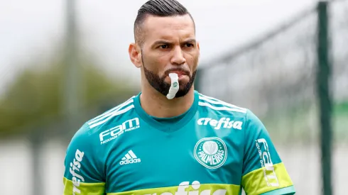 Weverton durante treino do Palmeiras no CT Academia de Futebol. Foto: Marcello Zambrana/AGIF
