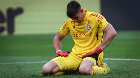 Rochet ainda sente desconforto na região torácica. Foto: Maxi Franzoi/AGIF