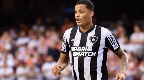 Janderson atuando no Botafogo em 2023 -Foto: Marcello Zambrana/AGIF
