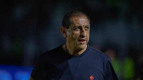 Foto: Thiago Ribeiro/AGIF – Ramón Díaz durante o confronto contra o Madureira no Campeonato Carioca de 2024.
