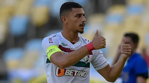 Expulsão de André foi “determinante para o resultado”, afirma Diniz em derrota do Fluminense contra o Botafogo. Thiago Ribeiro/AGIF