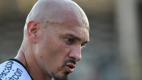 Maicon durante partida contra o Cruzeiro no estadio Sao Januario pelo campeonato Brasileiro A 2023. Jogador falou sobre seu futuro. Foto: Thiago Ribeiro/AGIF
