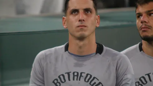 Gatito Fernandez no Botafogo - Foto: Gabriel Machado/AGIF