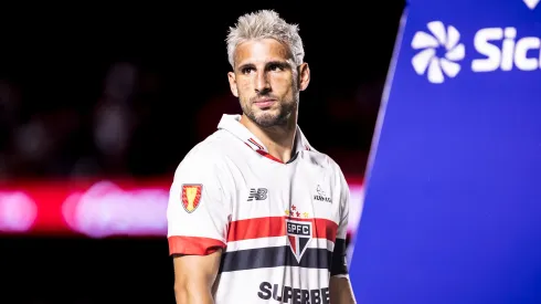 Calleri e +6 podem tomar suspensão e receber multas por polêmica com o Abel. Abner Dourado/AGIF