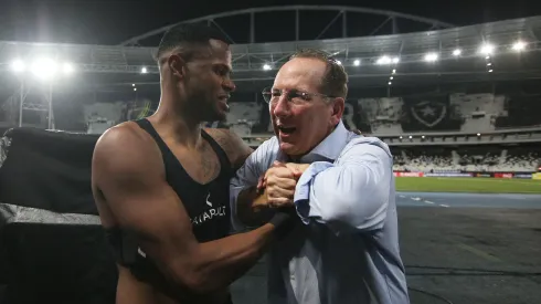 Júnior Santos manda a real sobre Textor. Foto: Vítor Silva/Botafogo
