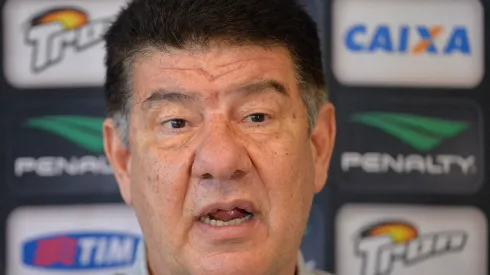 Joel Santana durante sua apresentacao como novo tecnico do Vasco em coletiva no CT CFZ. Ex-treinador fez um alerta ao time atual. Foto: Fernando Soutello/AGIF