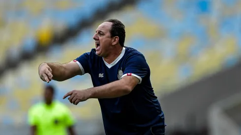 Ceni fala sobre elenco rotativo e mudanças do Bahia após vencer o Jequié. Thiago Ribeiro/AGIF