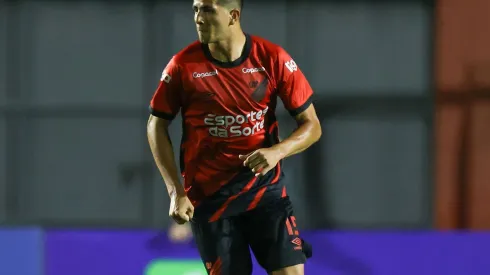 Foto: José Tramontin/athletico.com.br - Gamarra em sua estreia com a camisa do Athletico contra o Andraus.
