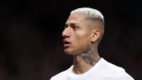 Richarlison revelou pela primeira vez sua admiração pelo time de São Januário. Foto: Alex Pantling/Getty Images