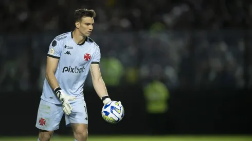 Léo Jardim é um dos principais nomes do Vasco em 2024. Foto: Jorge Rodrigues/AGIF