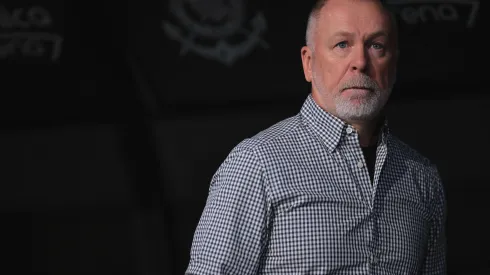 Foto: Fabio Moreira Pinto/AGIF - Mano Menezes durante uma partida do Corinthians.