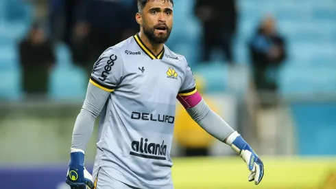 Gustavo, goleiro do Criciúma - Foto: Pedro H. Tesch/AGIF