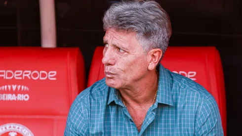 Foto: Maxi Franzoi/AGIF – Renato Portaluppi durante Gre-Nal pela primeira fase do Campeonato Gaúcho de 2024.
