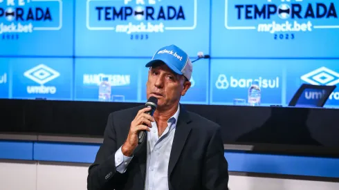 FOTO: LUCAS UEBEL/GREMIO FBPA – Renato Portaluppi durante reapresentação do elenco em 2023.
