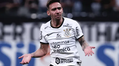 Gustavo Mosquito durante confronto contra o América-MG no Campeonato Brasileiro de 2022.