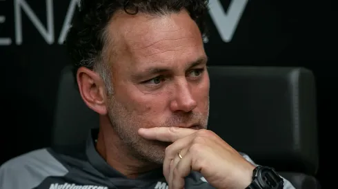 Milito chegou ao Galo a menos de um mês e já vem mostrando o seu estilo.