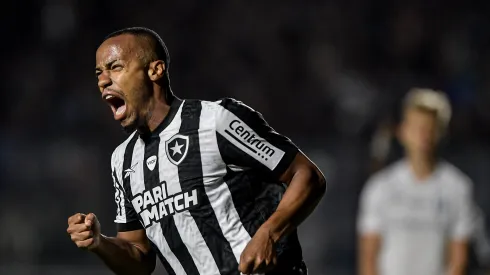 Vasco toma decisão em caso de negativa por Marlon Freitas. Foto: Thiago Ribeiro/AGIF