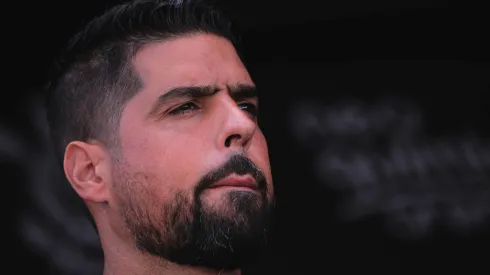 António Oliveira está à frente da equipe alvinegra há pouco tempo.