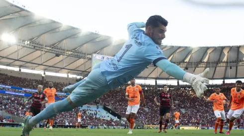 Goleiro chamou a atenção da equipe Colorada.
