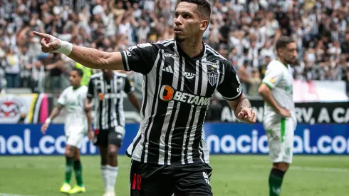 Paulinho durante confronto contra o América-MG no Campeonato Mineiro de 2024.
