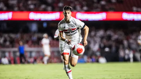 SP – SAO PAULO – 14/02/2024 – PAULISTA 2024, SAO PAULO X SANTOS – Bobadilla jogador do Sao Paulo durante partida contra o Santos no estadio Morumbi pelo campeonato Paulista 2024. Atleta deve ganhar espaço. Foto: Abner Dourado/AGIF
