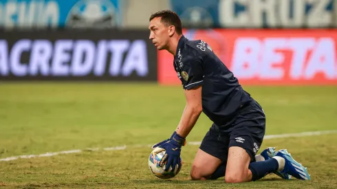 Agustin Marchesin goleiro do Gremio durante partida contra o Juventude no estadio Arena do Gremio pelo campeonato Gaucho 2024. Atleta deve voltar a meta do time.  Foto: Maxi Franzoi/AGIF
