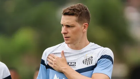 Furch deve chegar para ser o homem de referência no ataque do Fortaleza.