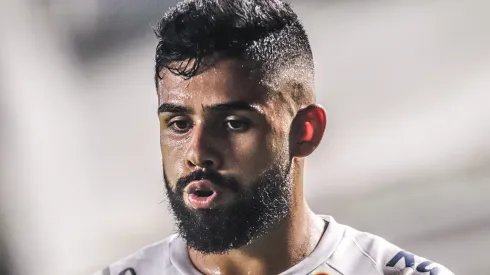 Felipe Jonatan durante confronto contra a Portuguesa no Campeonato Paulista de 2024.