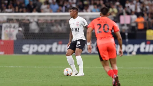 Paulinho não jogava no estádio há 11 meses – Foto: Anderson Romão/AGIF
