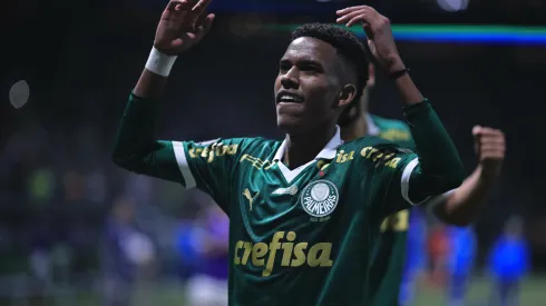 Estêvão marcou seu primeiro gol com a camisa do Palmeiras – Foto: Ettore Chiereguini/AGIF
