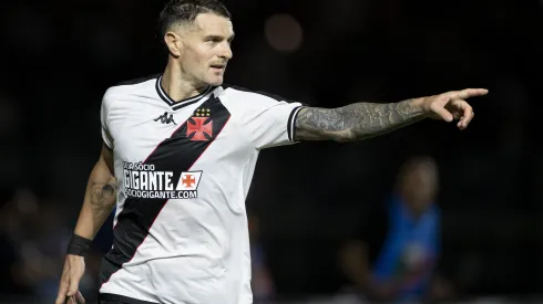 Vegetti comemorando gol contra a Portuguesa-RJ no Campeonato Carioca de 2024.