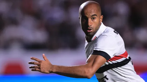 Lucas Moura durante confronto contra o Novorizontino no Paulistão de 2024.