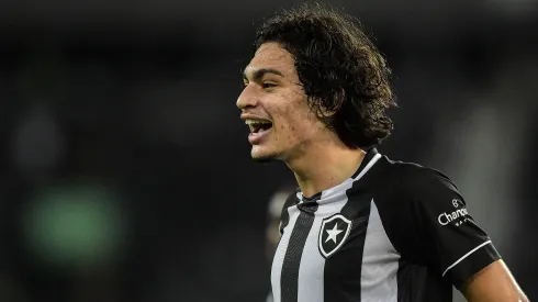 Matheus Nascimento uma das revelações do Botafogo.
