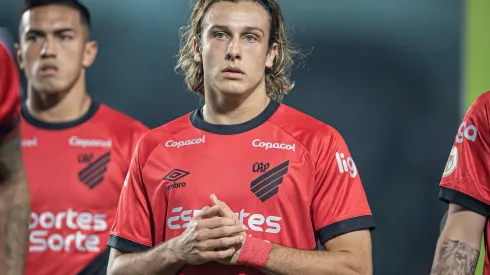 Canobbio jogador do Athletico-PR durante partida contra o Goias no estadio Serrinha pelo campeonato Brasileiro A 2023. Isabela Azine/AGIF