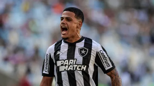 Raí pode deixar o Botafogo. Foto: Thiago Ribeiro/AGIF
