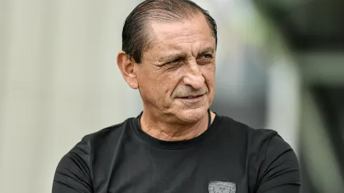 Ramon Diaz tecnico do Vasco durante partida contra o Gremio no estadio Sao Januario pelo campeonato Brasileiro A 2024.