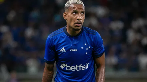 MG – BELO HORIZONTE – 15/02/2024 – MINEIRO 2024, CRUZEIRO X AMERICA-MG – Matheus Pereira jogador do Cruzeiro durante partida contra o America-MG no estadio Mineirao pelo campeonato Mineiro 2024. Foto: Fernando Moreno/AGIF
