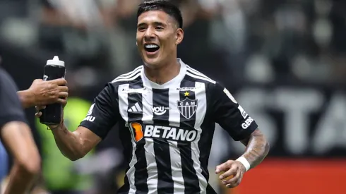 Galo quer renovar com Zaracho. Foto: Gilson Lobo/AGIF