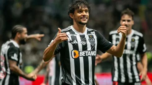 Gustavo Scarpa jogador do Atletico-MG comemora seu gol durante partida contra o Criciuma no estadio Arena MRV pelo campeonato Brasileiro A 2024. Meia vive grande fase no Galo. Foto: Fernando Moreno/AGIF
