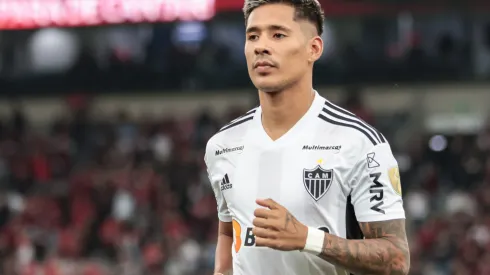 Zaracho durante confronto contra o Athletico-PR na Libertadores de 2023.