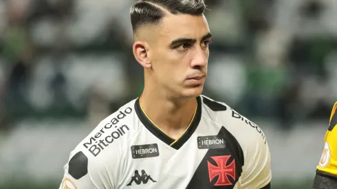 Puma Rodríguez atuando no Vasco em 2023
