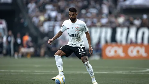 Raniele abriu o jogo sobre os acontecimentos da partida - Foto: Leonardo Lima/AGIF